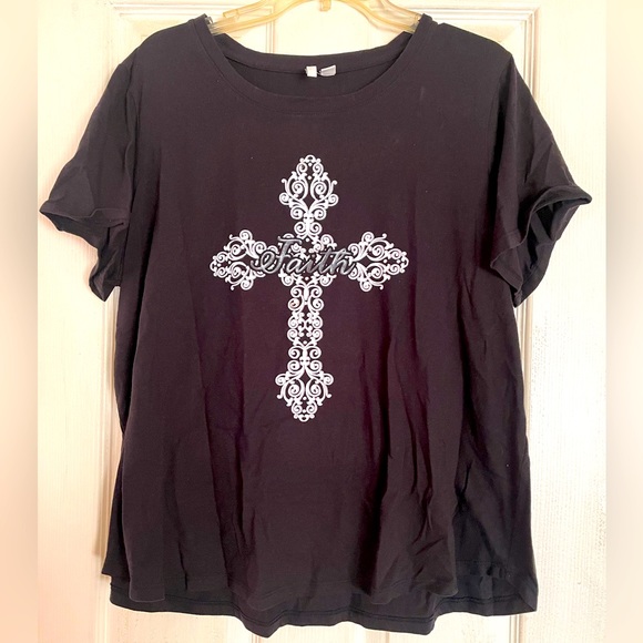 est 1946 Tops - Faith T Shirt 22/24W Plus Size